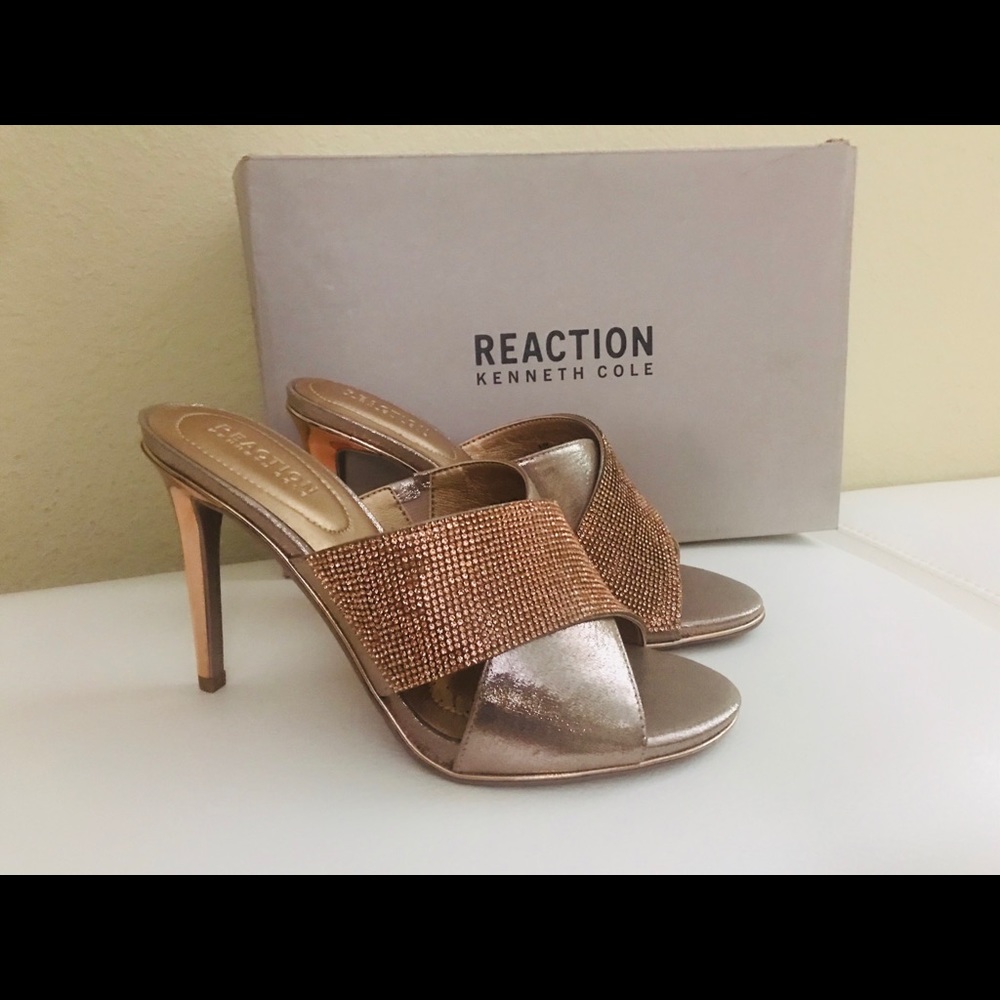 Mega fashion women shoes !